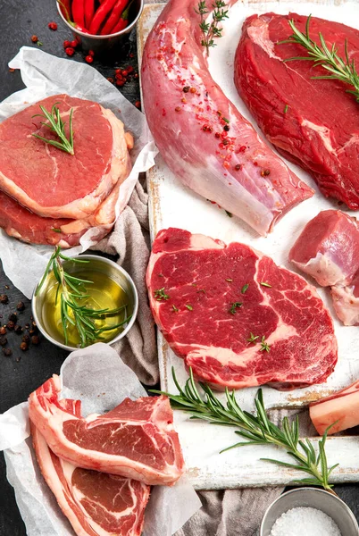 Diferentes Tipos Carne Crua Carne Vaca Porco Cordeiro Frango Contexto — Fotografia de Stock