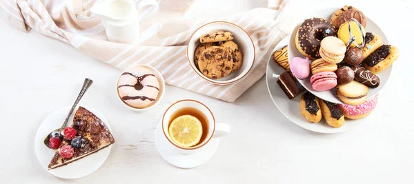 Βάση Κέικ Αμυγδαλωτά Mini Cakes Μπισκότα Για Τσάι Πανόραμα — Φωτογραφία Αρχείου