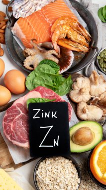 Çinko 'da kolesterolü düşüren, sağlıklı üreten, bağışıklık sistemini güçlendiren gıdalar. Sağlıklı beslenme konsepti. Üst görünüm.