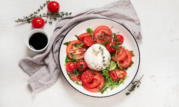 Tomato Basil Mozzarella Caprese Salad Olive Oil Top View White — Foto de Stock