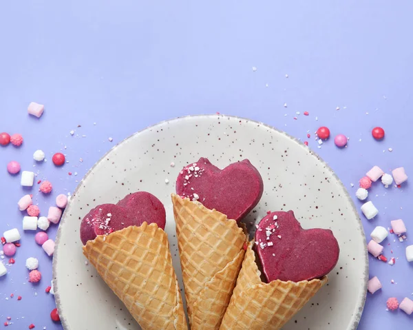 Violet Blueberry Ice Cream Lilac Background Atmospheric Sweet Menu Concept — Fotografia de Stock