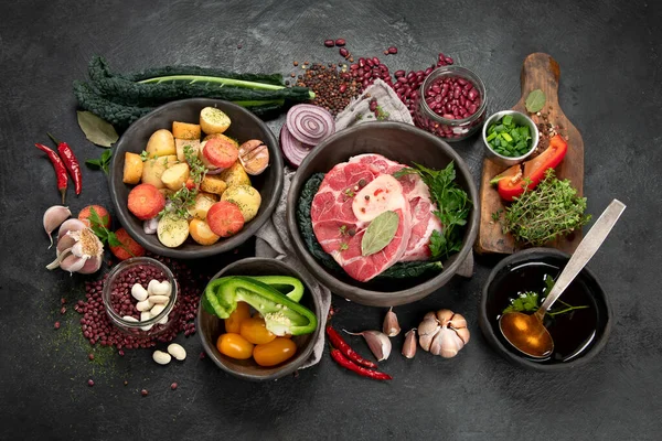 Carne Res Verduras Frescas Para Cocinar Vista Superior Concepto Comida — Foto de Stock