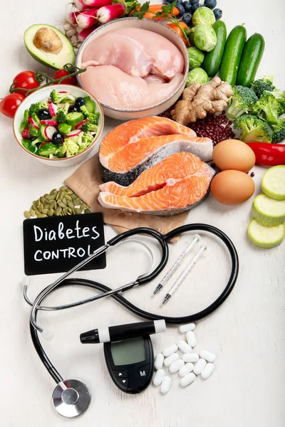 Top Widok Zdrowej Żywności Płycie Stetoskopem Diety Cholesterolu Kontroli Cukrzycy — Zdjęcie stockowe