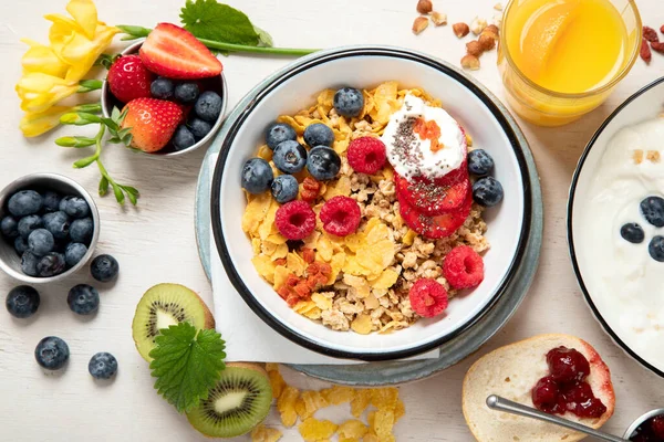 Frühstückstisch Vorhanden Gesundes Frühstück Oder Brunch Set Verschiedene Mahlzeiten Mit — Stockfoto