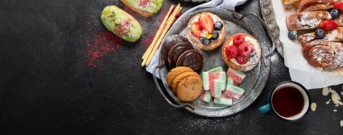 Tatlı masası. Üst Manzara, Yaz Kekleri