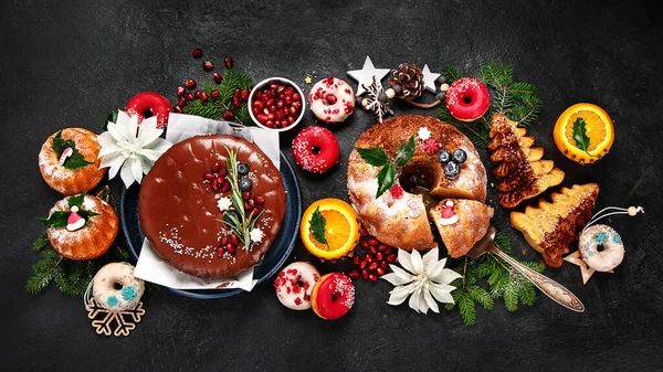 Table Dessert Noël Avec Des Bonbons Des Décorations Vacances Vue — Photo