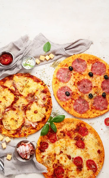 Different Types Italian Pizza Light Background Top View Copy Space — Stock Photo, Image