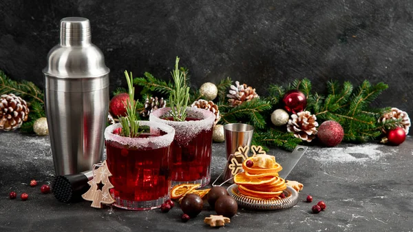 Cocktail Natale Mirtillo Con Rosmarino Servito Durante Vacanze Invernali Tavolo — Foto Stock