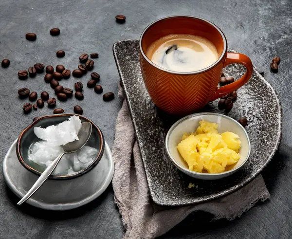 Kogelvrije Keto Koffie Ketogeen Dieet Warme Droging Met Kokosolie Ghee — Stockfoto