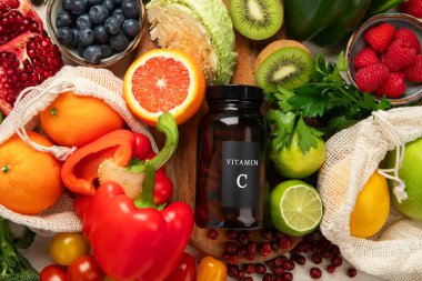 C vitamini içeriyor. Sağlıklı gıda konsepti. Üst görünüm