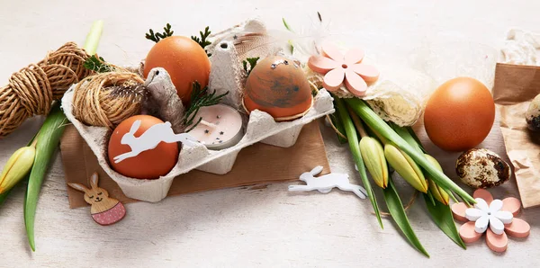 Καλό Πάσχα Βάφοντας Αυγά Χρώματα Στυλό Διακοσμήσεις Για Χρωματισμό Αυγών — Φωτογραφία Αρχείου
