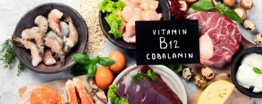 Uyku normalleşmesi için doğal B12 vitamini (Cobalamin) kaynakları; normal beyin fonksiyonlarının sağlanması; solunum sisteminin desteklenmesi; Alzheimer hastalığı tedavisi. Üst manzara, düz uzanma