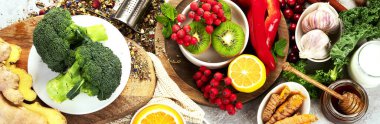 Bağışıklık sistemi destekleyici ürünlerin kaynakları. Yüksek miktarda antioksidan, mineral ve vitamin içeren 