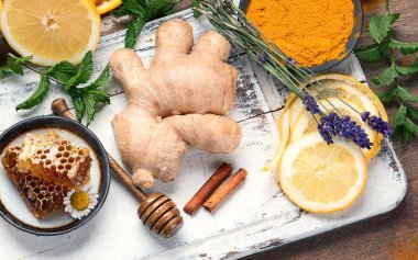 Sağlıklı gıda bağışıklığı seçimi arttırır. Soğuk algınlığı ve grip ilacı. Yüksek miktarda antioksidan, mineral ve vitamin. Üst Manzara. Panorama.