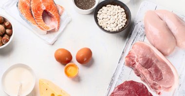 Yüksek proteinli yiyecekler. Üst görünüm Sağlıklı diyet konsepti 