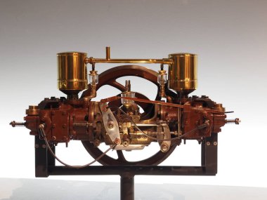 Stuttgart, Almanya - 28 Ekim 2022: 1899 Benz 5 PS twocilinder motor 