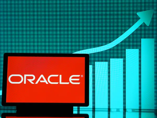 Німеччина Березня 2024 Цій Фотографії Логотип Корпорації Oracle Відображається Планшеті — стокове фото