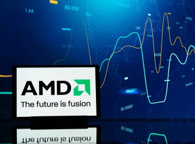 Almanya - 27 Temmuz 2024: Bu fotoğraf illüstrasyonunda, Gelişmiş Mikro Aygıtlar (AMD) logosu bir tablette gösteriliyor.