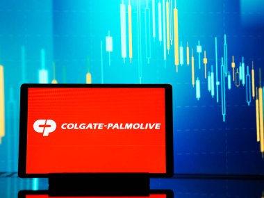 Almanya - 30 Temmuz 2024: Bu resimde Colgate-Palmolive Company logosu bir tablette sergilenmektedir.