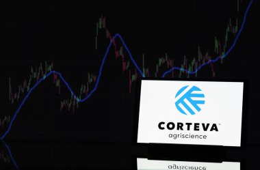 Bavyera, Almanya - 9 Ocak 2025: Bu resimde, Corteva, Inc. logosu bir monitörde gösteriliyor.
