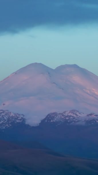 Vedere Frumoasă Muntelui Elbrus Răsărit Soare Munții Caucazului Nord Rusia — Videoclip de stoc