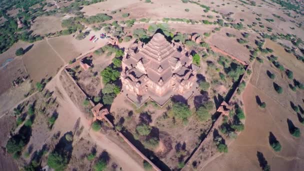 Πετώντας Πάνω Από Dhammayangyi Παγόδα Και Ναούς Bagan Μιανμάρ Βιρμανία — Αρχείο Βίντεο