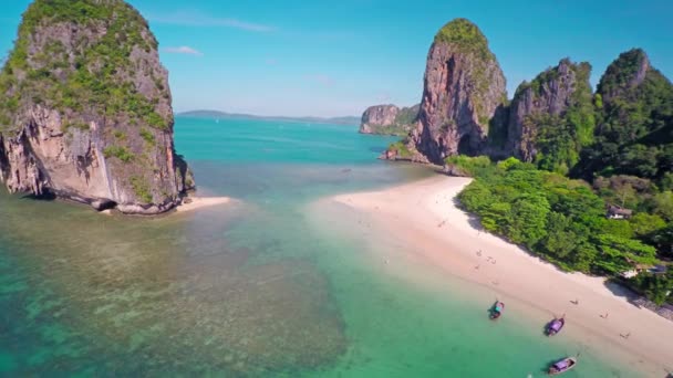 Вид Воздуха 360 Градусов Тропический Пляж Pranang Beach Rocks Краби — стоковое видео