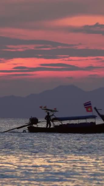 Long Tail Boats Sea Sunset Thailand Vertical Video — Video Stock