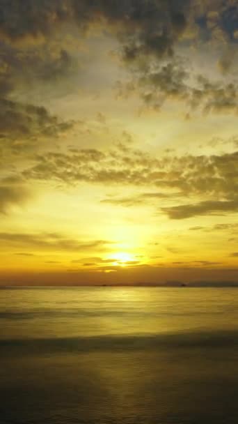 Pemandangan Indah Dengan Laut Tropis Matahari Terbenam Pantai Tilapse Video — Stok Video