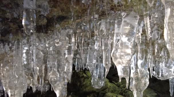 Ice Cave Baikal Lake Winter Blue Ice Icicles Grotto Sunset — Vídeo de stock