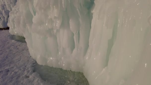 Ice Icicles Rocks Lake Baikal Frosty Winter Sunset Tilt View — Vídeos de Stock
