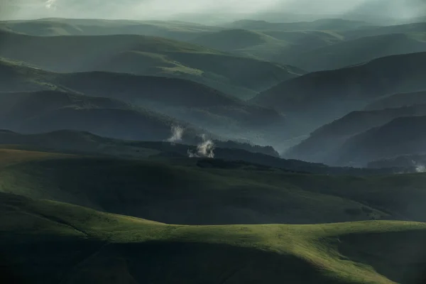 Schöne Kulisse Der Hügel Kaukasus Bei Sonnenuntergang Russland — Stockfoto