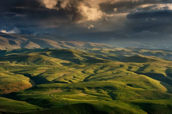 Beau Paysage Avec Des Collines Dans Les Montagnes Caucase Coucher — Photo