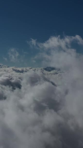 Volando Sopra Nuvole Veduta Aerea Delle Nuvole All Alba Viaggiare — Video Stock