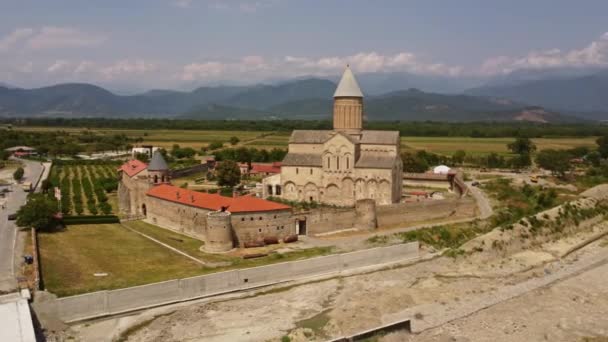 Lotnisko Widokiem Klasztor Alaverdi Region Kachetii Gruzja Kaukaz — Wideo stockowe