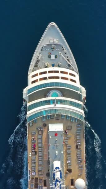 Sailing Large Cruise Ship Aerial Top View Vertical Video — Stock Video