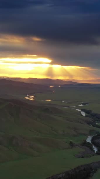 Vue Aérienne Des Steppes Des Montagnes Dans Vallée Orkhon Aube — Video
