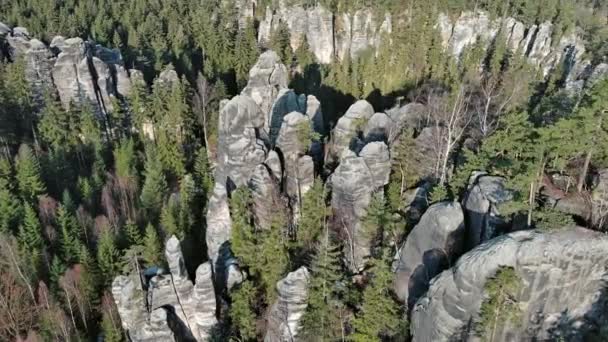 捷克共和国波希米亚Broumov高地地区Adrspach Teplice山景公园的一部分Teplice岩石的空中景观 — 图库视频影像