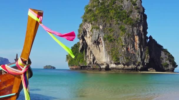 Długa Łódź Ogon Tropikalnej Plaży Pranang Plaża Skała Krabi Tajlandia — Wideo stockowe