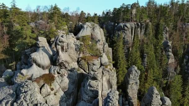 Vista Aérea Teplice Rocks Parte Parque Montanha Paisagem Adrspach Teplice — Vídeo de Stock