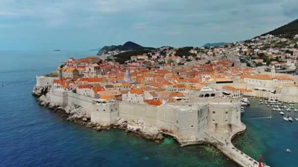 Vista Aérea Dubrovnik Ciudad Costa Sur Croacia Del Mar Adriático — Vídeo de stock