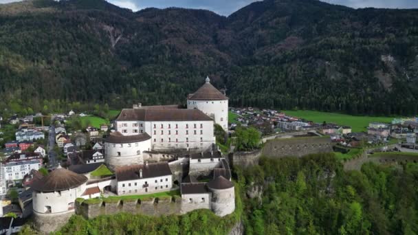 Luchtfoto Rondom Kufstein Stad Met Middeleeuws Kasteel Fort Tirol Oostenrijk — Stockvideo