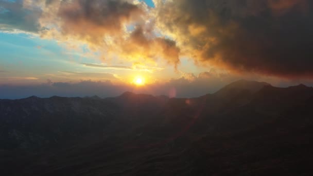 Dağ Vadisinde Muhteşem Günbatımı Manzarası Durmitor Ulusal Parkı Karadağ Avrupa — Stok video