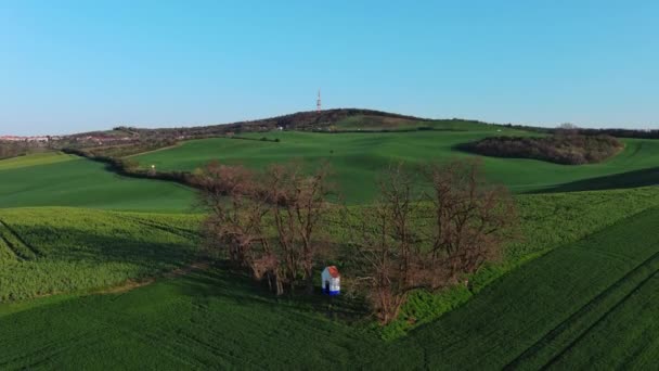 Вид Воздуха Часовню Барбара Южно Моравском Холме Весеннее Время Моравия — стоковое видео