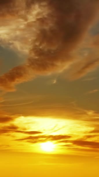 Beautiful Tropical Sky Sunset Timelapse Vertical Video — стоковое видео