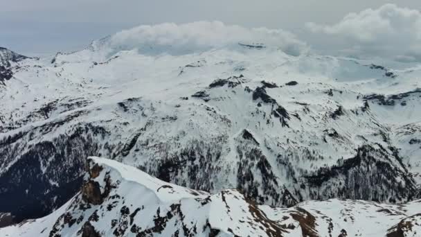 Widok Lotu Ptaka Grossgloknershtrasse Śniegu Wielka Górska Droga Pobliżu Góry — Wideo stockowe