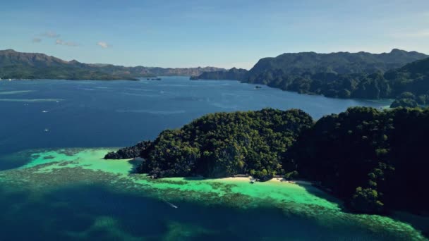 Vue Aérienne Île Tropicale Coron Aux Philippines Plage Sable Blanc — Video