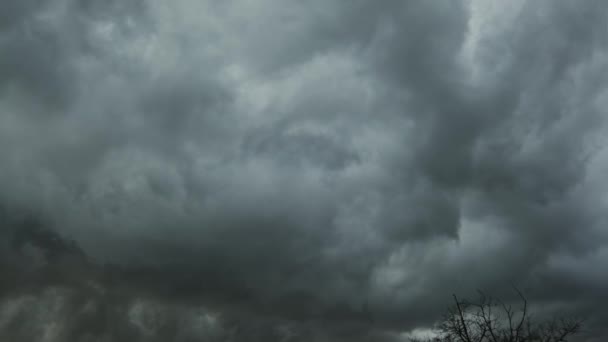 戏剧性的乌云正在快速移动 — 图库视频影像