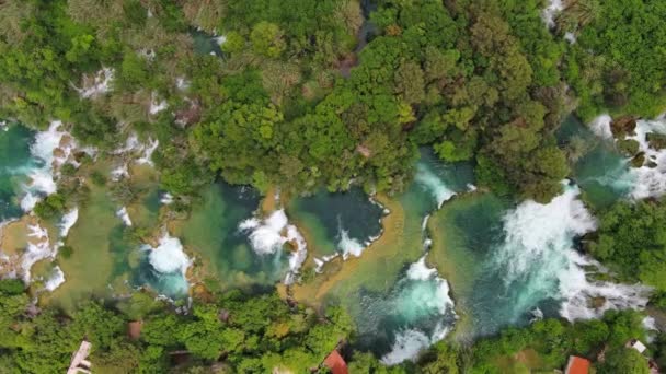 Luftaufnahme Der Wunderschönen Krka Wasserfälle Nationalpark Krka Grünes Laub Und — Stockvideo