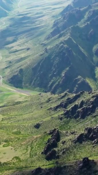 Letecký Pohled Horskou Krajinu Yol Valley Mongolsko Svislé Video — Stock video